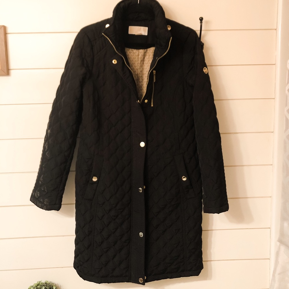 Gorgeous NWOT Michael Kors puffer trench